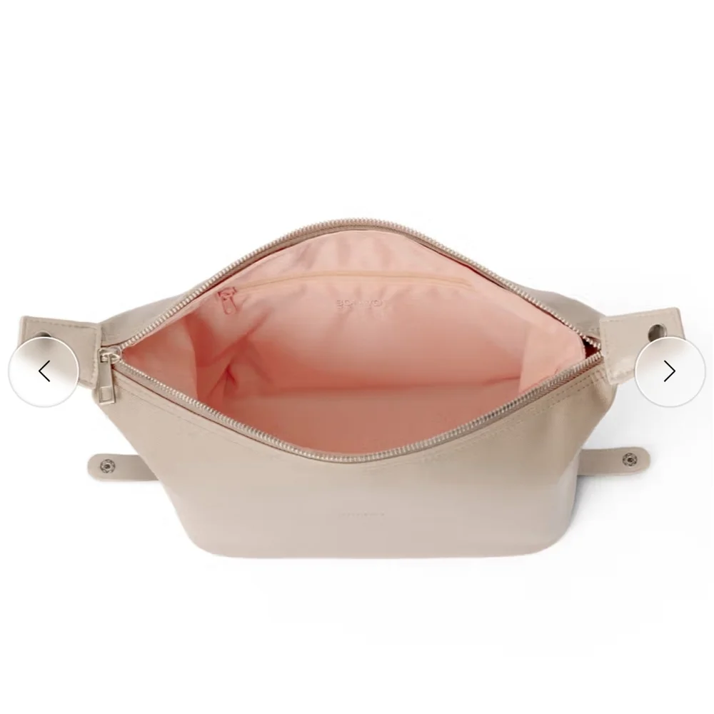 Bonvoy Large‎ Weekend Toiletry Bag Beige Travel Luggage NWOT
